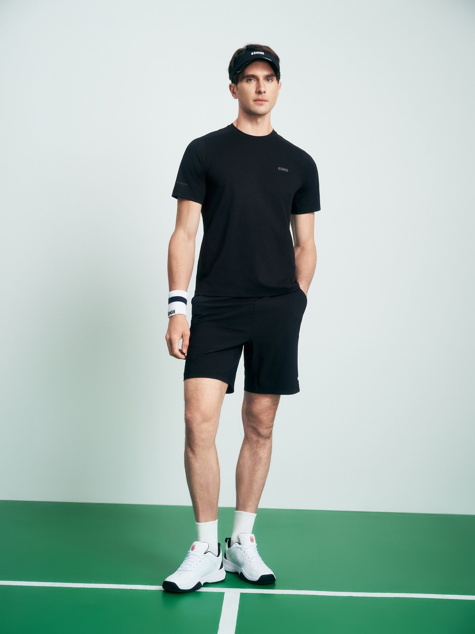 SHORT SLEEVE T-SHIRT